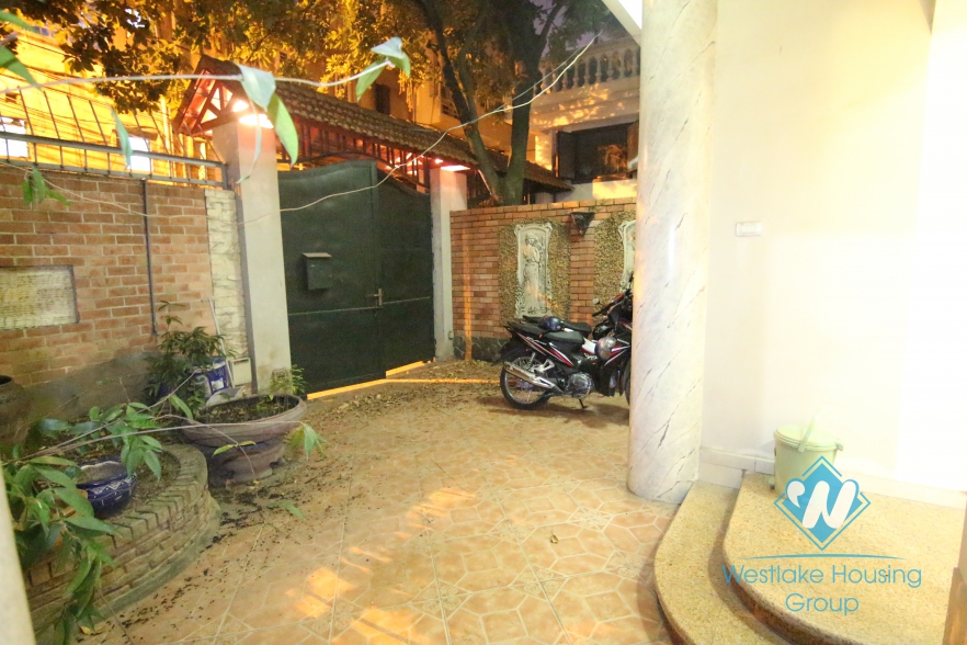 Cozy 4 bedroom house for rent in Doi Can, Ba Dinh