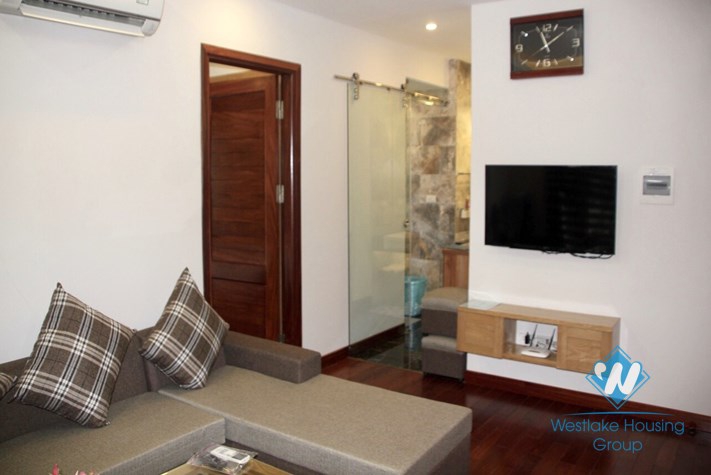 A lovely and enchanting 1 bedroom apartment for rent on Kim Ma street, Ba Dinh