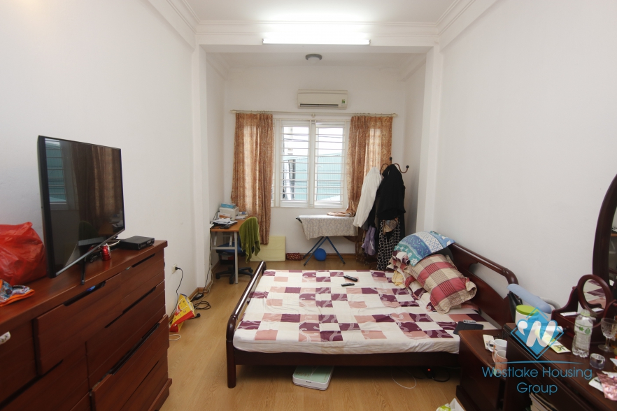 4 storey house for rent in Ba Dinh District, Hanoi.