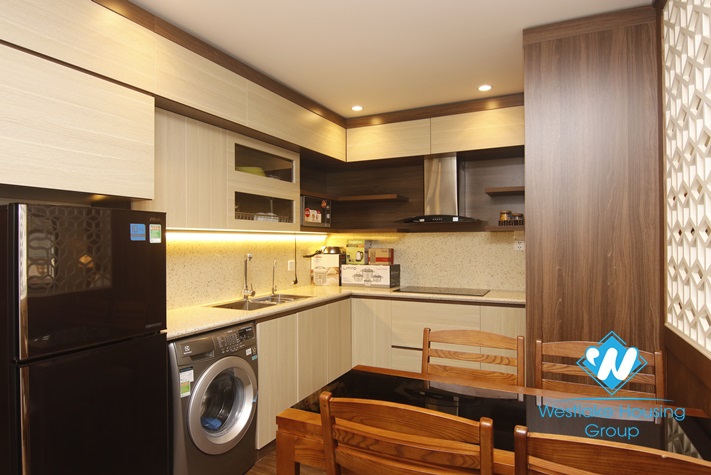 02 bedrooms apartment in Hai Ba Trung district for rent.