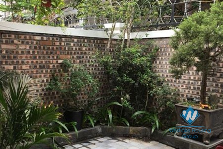 A little green garden house on Au Co street with 1 bedroom for rent