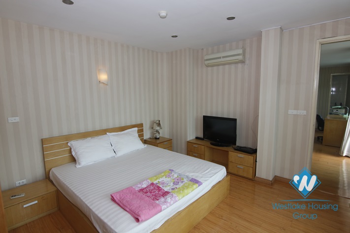 02 bedrooms apartment for rent in Kim Ma Street, Ba Dinh District