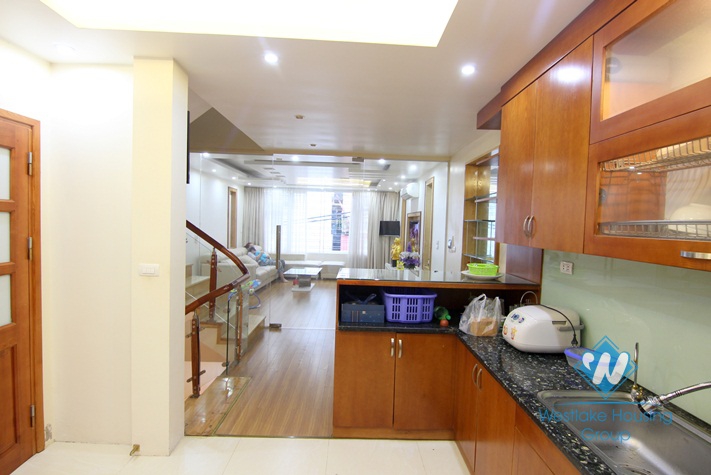 An afforable and lovely house for rent on Au Co street, Tay Ho District