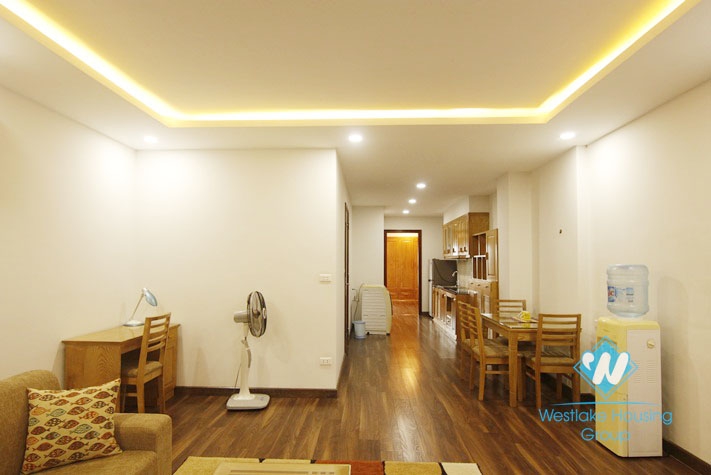 A beautiful high-floor apartment with 1 bedroom for rent on Kim Ma street, Ba Dinh