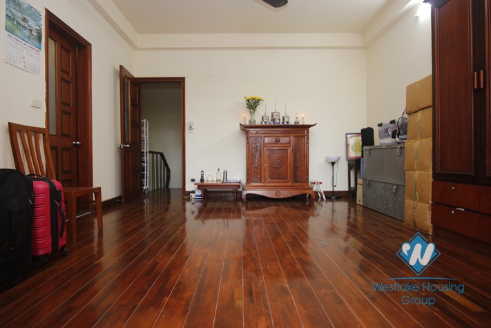 A bright, quiet and beautiful house with 3 bedrooms for rent on Hoang Hoa Tham street