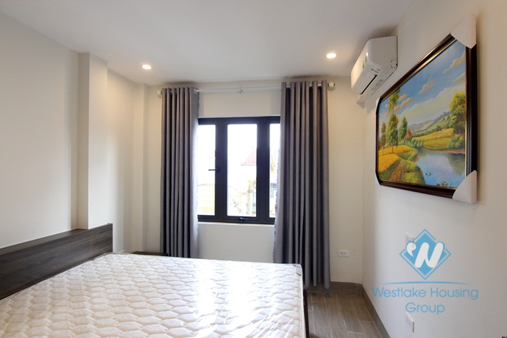 Two bedrooms serviced apartment for rent in Au Co, Tay Ho district.