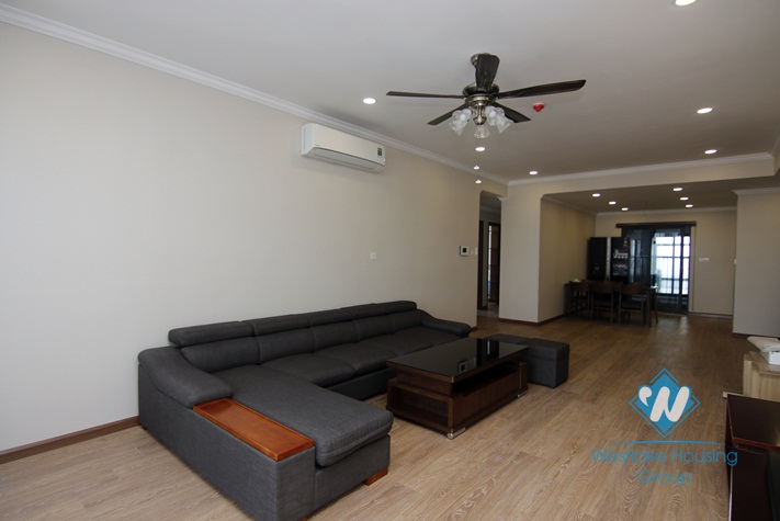 A beautiful and spacious apartment for rent in Cau giay, Ha noi