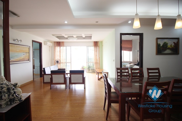 A cheap and beautiful apartment for rent in G2 Ciputra