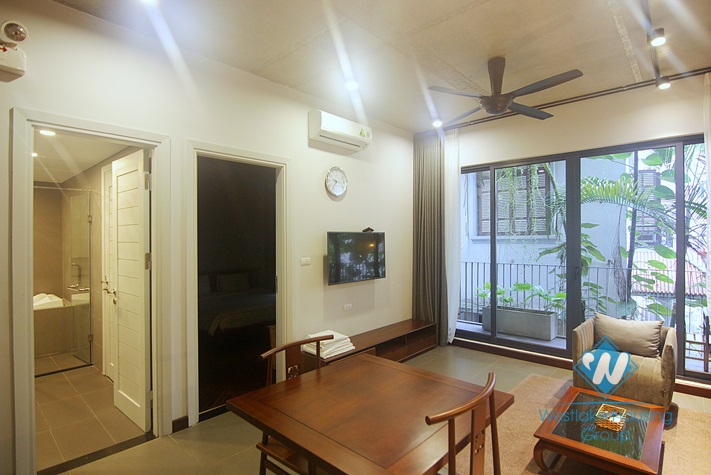 Bright 1 bedroom apartment for rent in Tu Hoa st, Tay Ho district, Ha Noi.