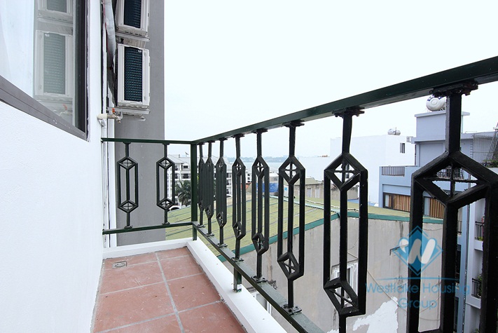 Nice apartment with big balcony for rent in Tu Hoa District, Tay Ho District 