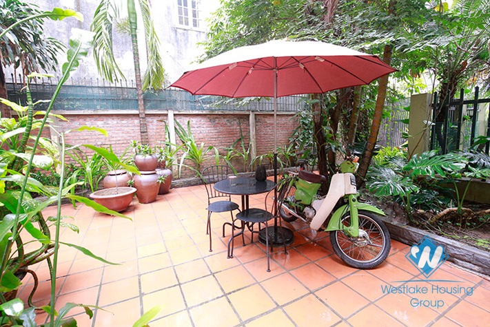 Nice house with garden for rent in Tu Hoa rea, Tay Ho District 