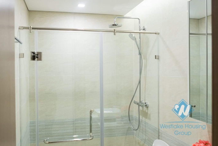 3 bedrooms apartment in M1 tower for rent in Metrololis.