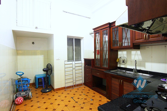 3 bedrooms house for rent cheap price in Au Co, Tay Ho.