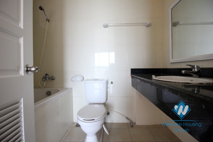A cheap 3 bedroom apartment for rent in Ciputra, Tay ho, Ha noi