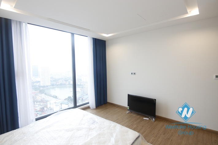 A modern 3 bedroom apartment for rent in Vinhome Metropolis