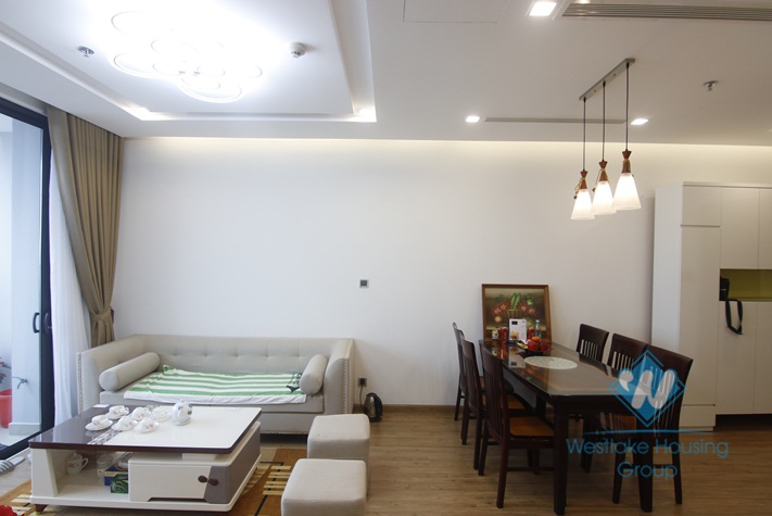 Two- bedroom apartment for rent in Vinhomes Metropolis Lieu Giai