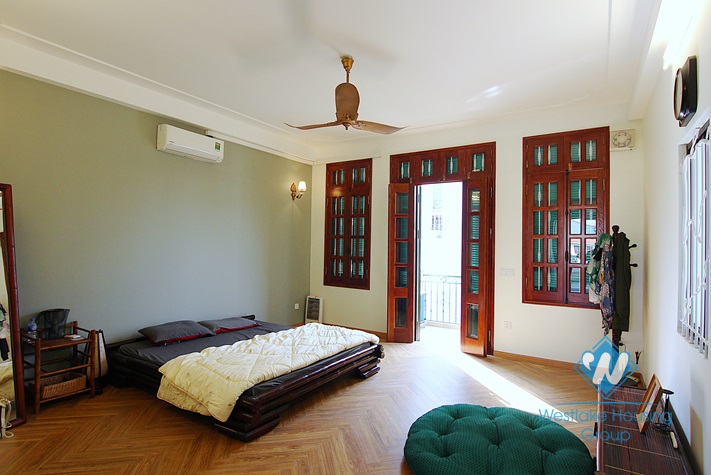 Brand-new 4 bedrooms house for rent in Au Co st, Tay Ho district.