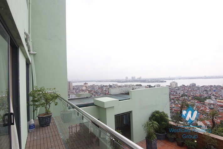 A luxurious penthouse for rent on Hoang Hoa Tham street