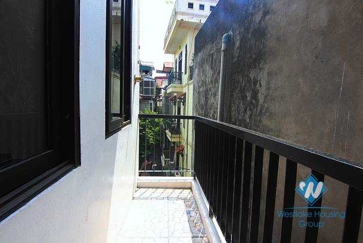 A brand new studio for rent in Nghi Tam, Tay ho