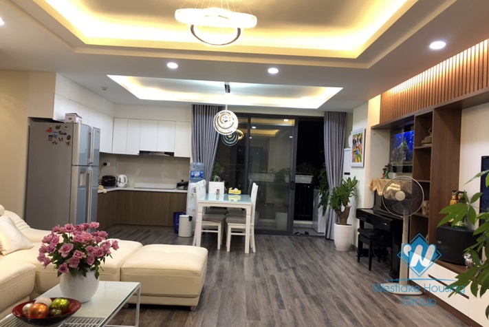 A nice 3 bedroom apartment for rent in Dong Da, Ha Noi