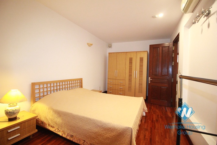Cozy 2 bedroom apartment for rent on Tran Vu street