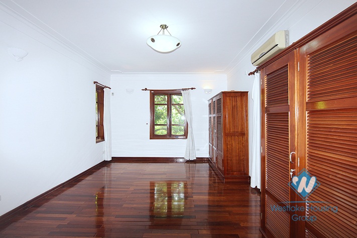 Large house for rent with large garden and swimming pool in Tay Ho, Hanoi