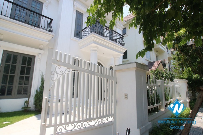 Executive luxury villa for rent in Vinhomes Riverside, Long Bien, Hanoi