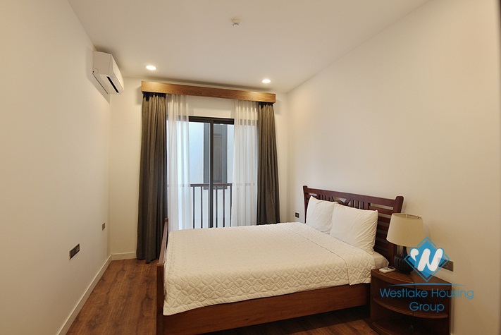 An exquisite 3 bedroom apartment for rent on Dang Thai Mai street