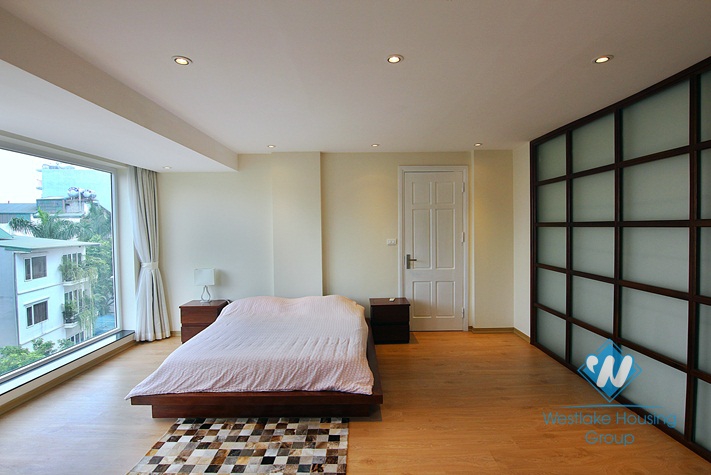 A beautiful 2 bedroom apartment for rent in To Ngoc Van, Tay Ho, Ha Noi
