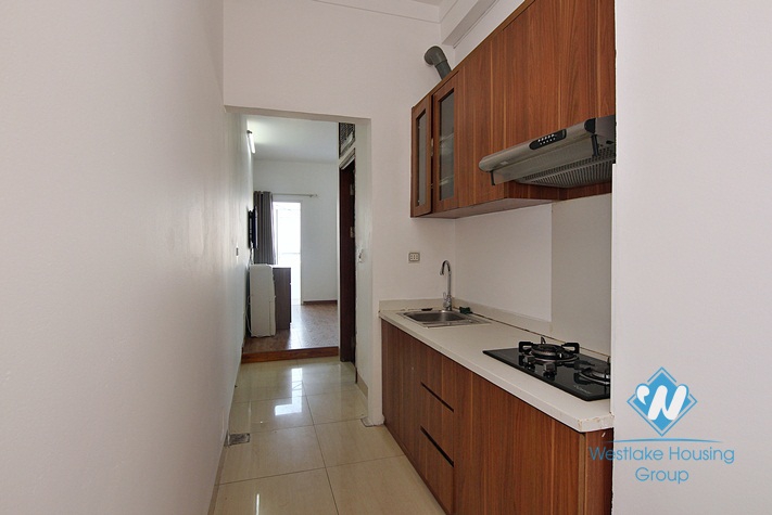 A cheap studio with lot of natural light in Tay ho, Ha noi