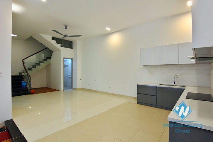 A brand new 8 bedroom house for rent in Au Co, Tay Ho, Ha Noi