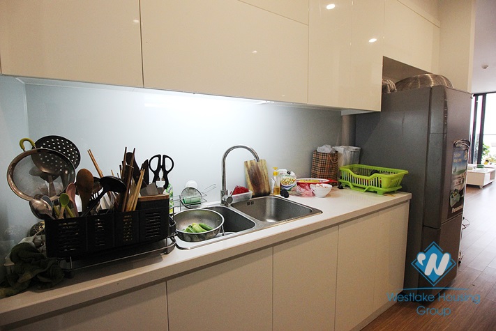 High floor three bedrooms apartment for rent in Skylake Pham Hung, Cau Giay