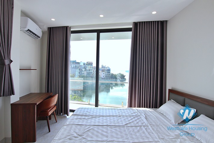 Newly renovated apartment with lake view balcony in Yen Phu, Tay Ho