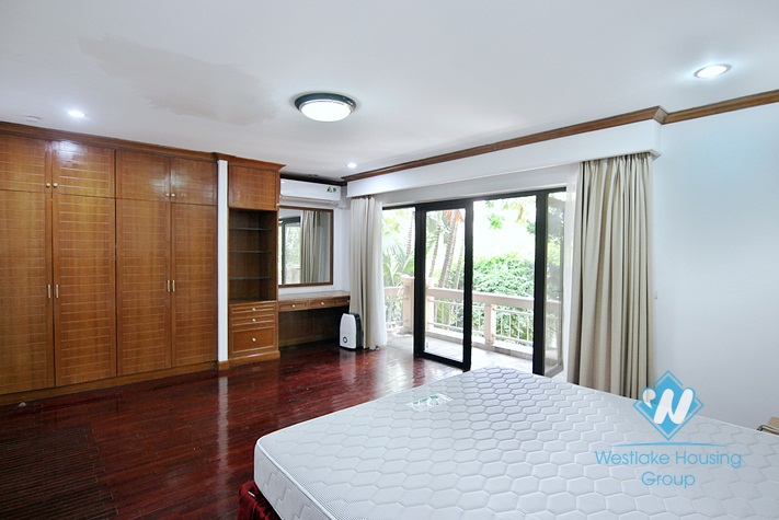 Luxury villa for rent in Westlake area, Hanoi