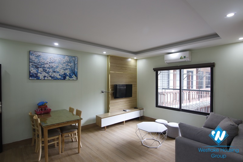 Nice 1-bedroom apartment with a balcony for rent on Kim Ma Str.