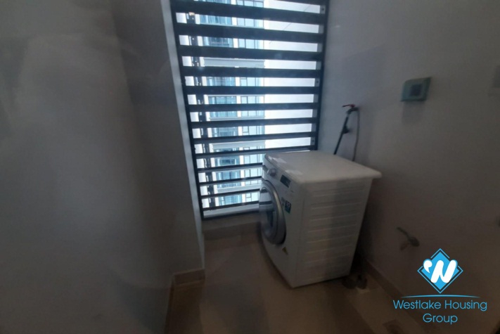 An affordable 2 bedroom apartment for rent in Vinhomes Metropolis