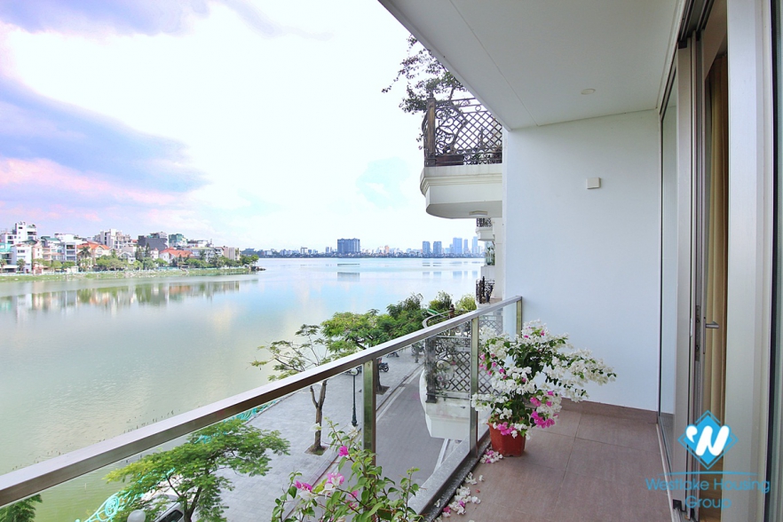 Gorgeous lake view apartment for rent on Quang An street, Tay Ho