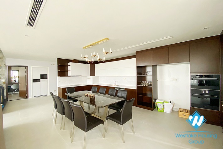 High-end, gorgeous penthouse apartment for rent in Diplomatic Compound 
