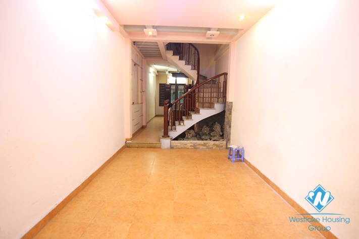 Unfurnished house for rent in Dang Thai Mai street, Tay Ho, Hanoi