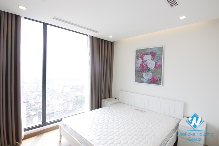 Brand new 03 bedrooms apartment for rent in Vinhome Metropolis, Ba Dinh