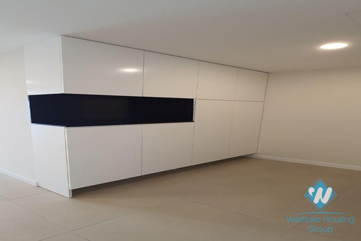 High floor three bedrooms apartment for rent in Kosmo Tay Ho