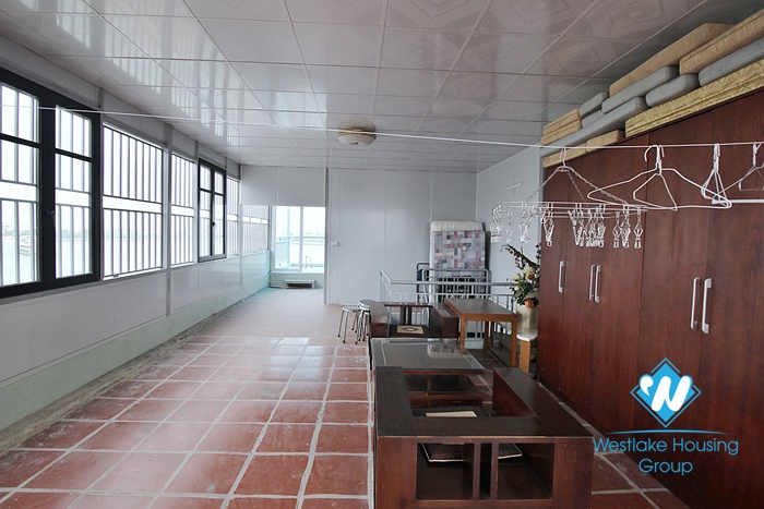 Morden studio for rent in Nhat Chieu street, Tay Ho, Ha Noi