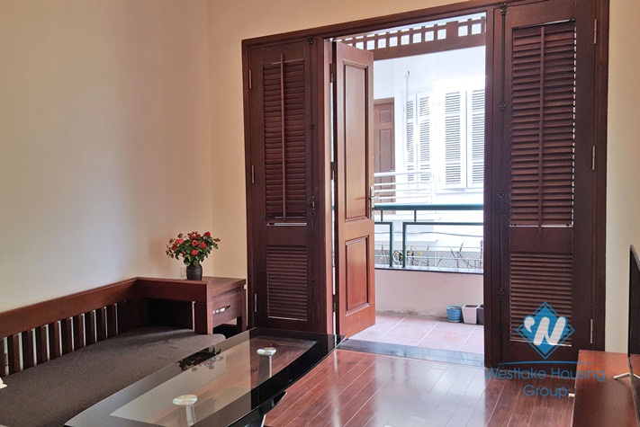 One bedroom serviced apartment for rent on Linh Lang, Ba Dinh