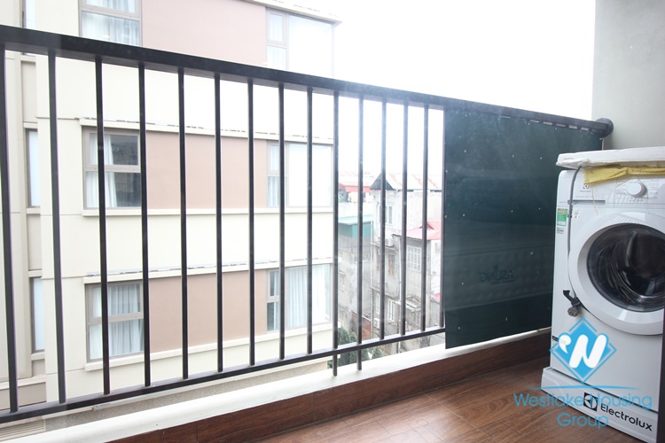 An affordable price studio for rent in Dang Thai Mai st, Tay Ho