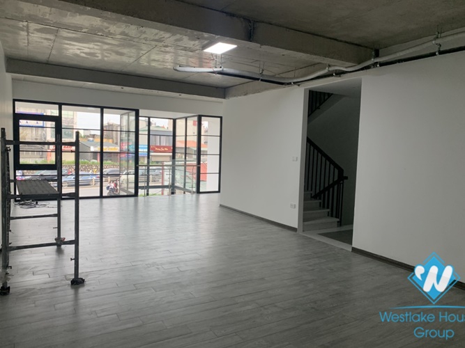 Brand new office for rent in Au Co street, Tay Ho