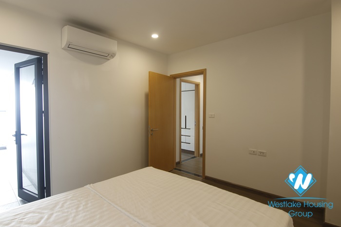 A newly 3 bedroom apartment for rent in Cau giay, Ha noi