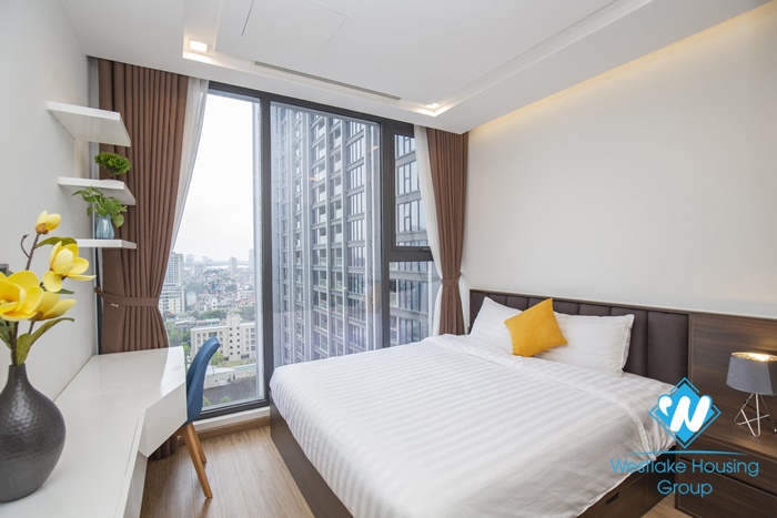 A beautiful and modern 1 bedroom apartment for rent in Metropolis, Ba dinh