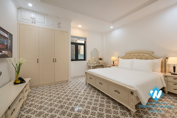 A spacious 2 bedroom apartment for rent in Dich vong, Cau giay