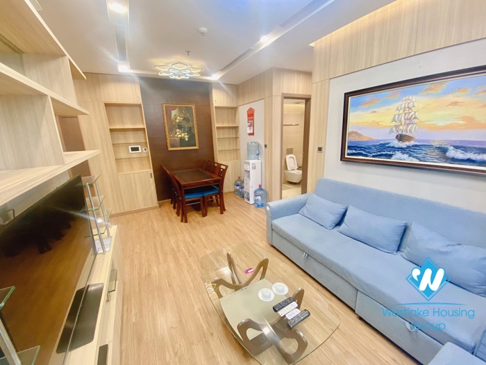 A nice 1 bedroom apartment for rent in Vinhome metropolis, Ba dinh