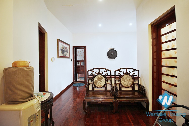 Green house with huge garden for rent in Tay Ho, Ha Noi